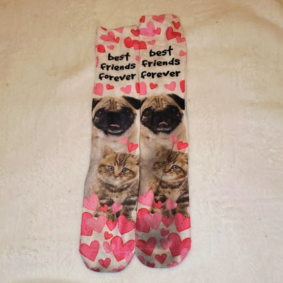 Lot of 5 Assorted Holiday & Victoria's Secret Sock - Picture 3 of 7